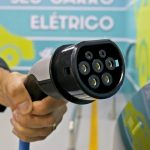 novo-recorde-na-venda-de-carros-eletricos-e-hibridos-no-brasil